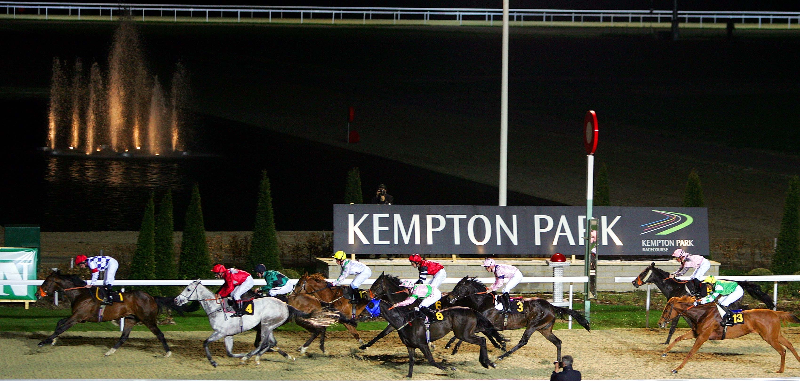 kempton racecourse